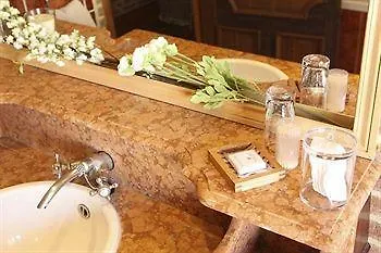 Carmelites Guest House Bruxelles Belgien